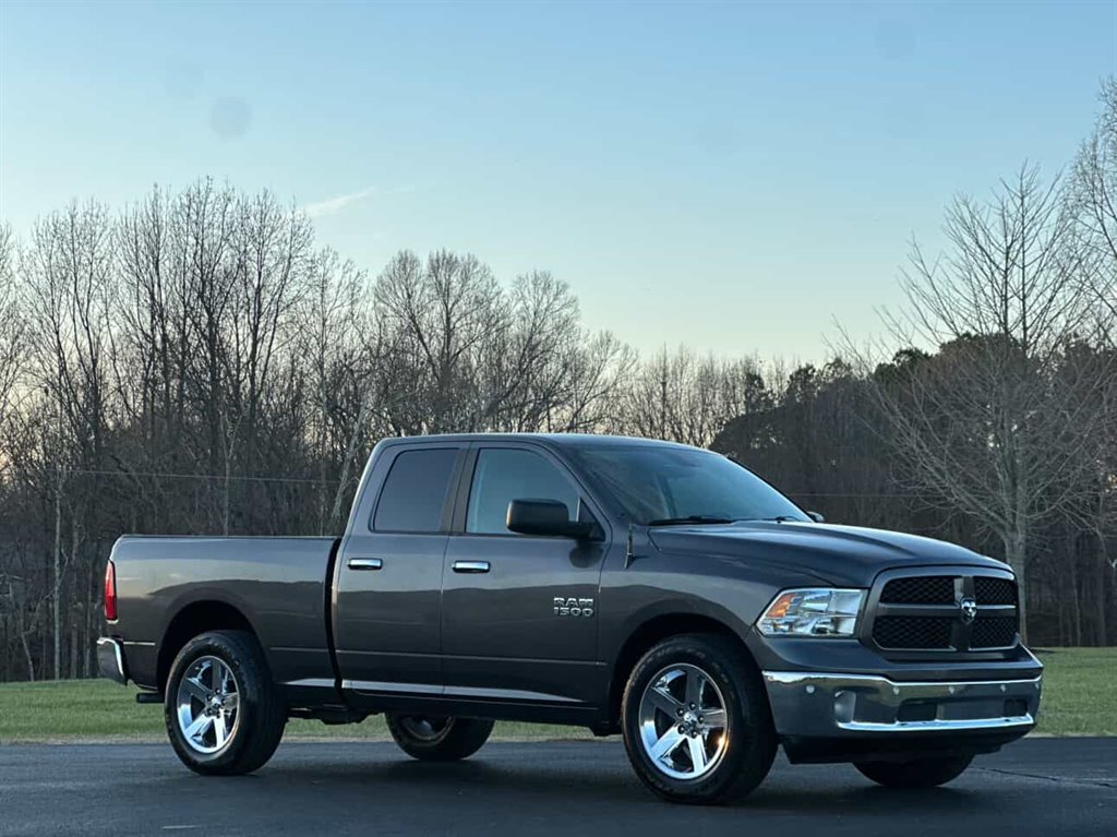 2017 RAM Ram 1500 Pickup SLT