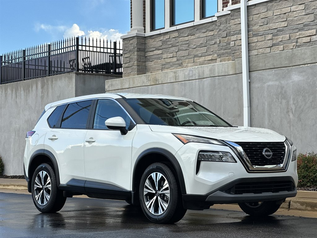 2023 Nissan Rogue SV FWD's photo